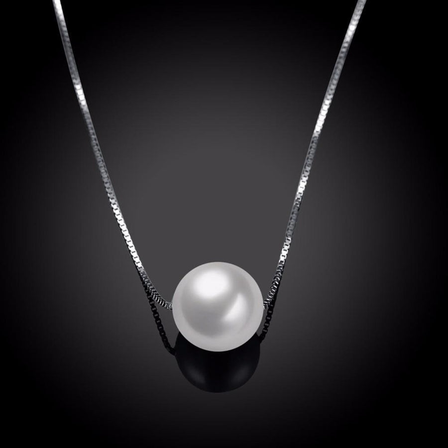 SILVER NECKLACE WITH PEARL